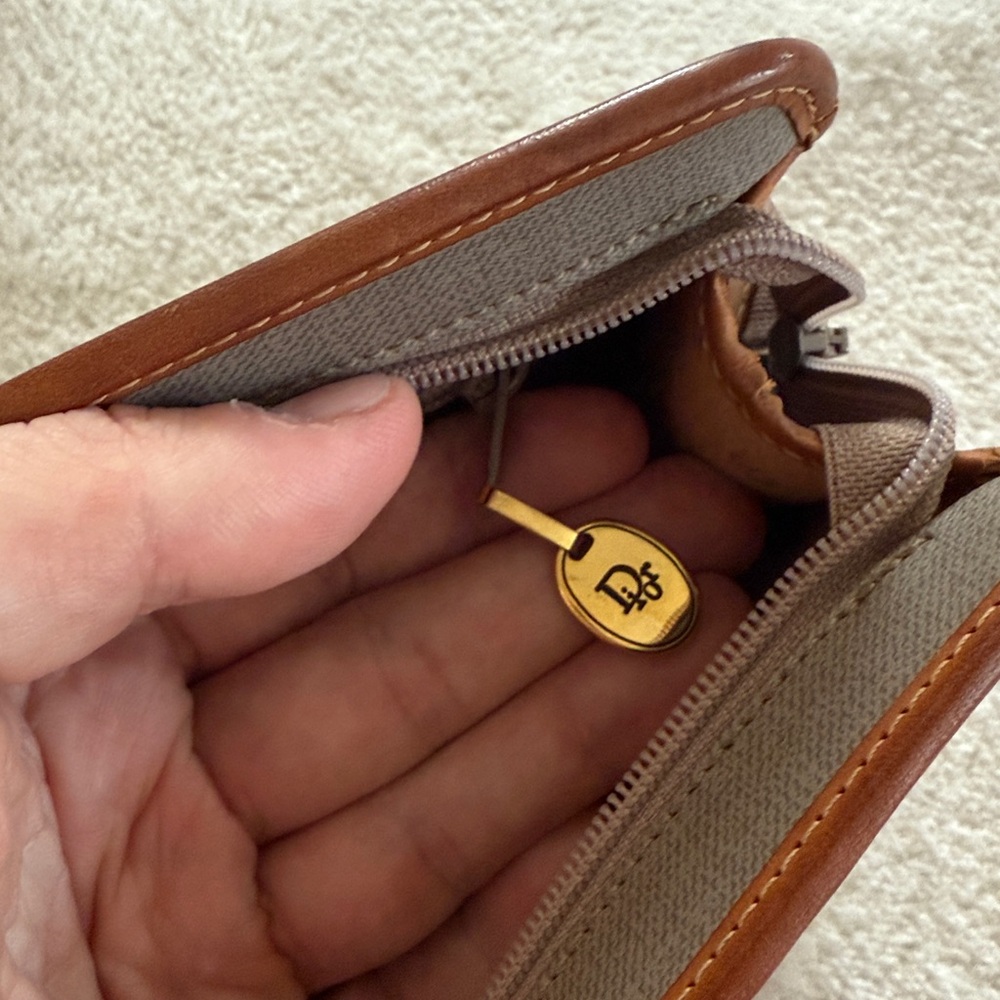 Vintage Dior Zip toiletry in khaki taupe clutch - Picture 15 of 15